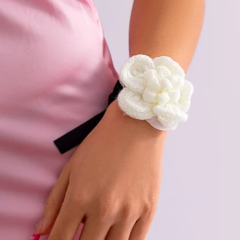 Y2K Элегантные браслеты с большими белыми плетеными цветами для женщин, модные подвески с длинной широкой веревкой, украшения на руку или предплечье